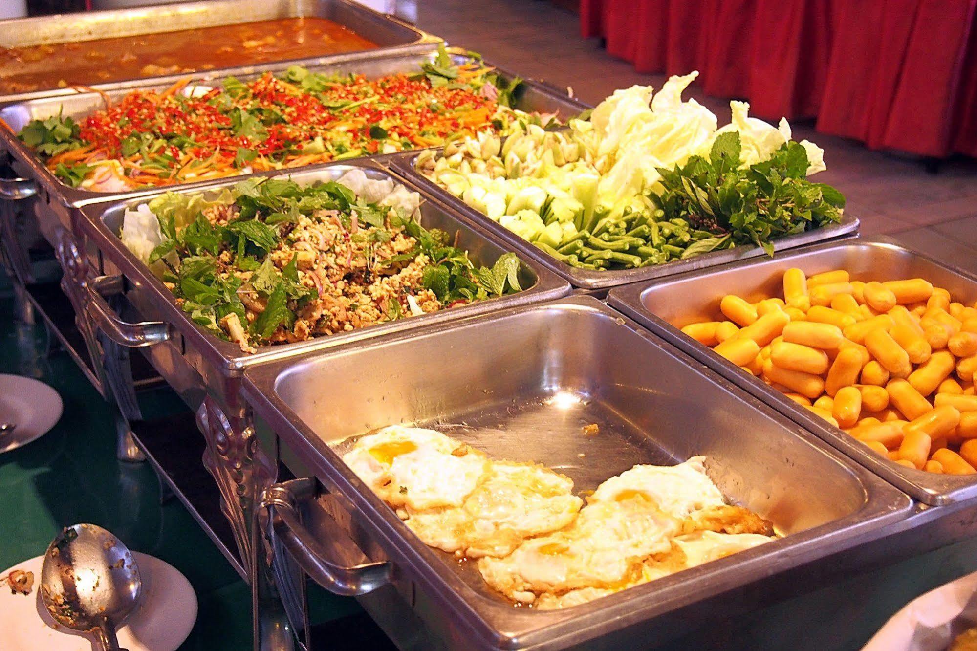 U-Sa Family Hotel Chiang Mai Eksteriør billede