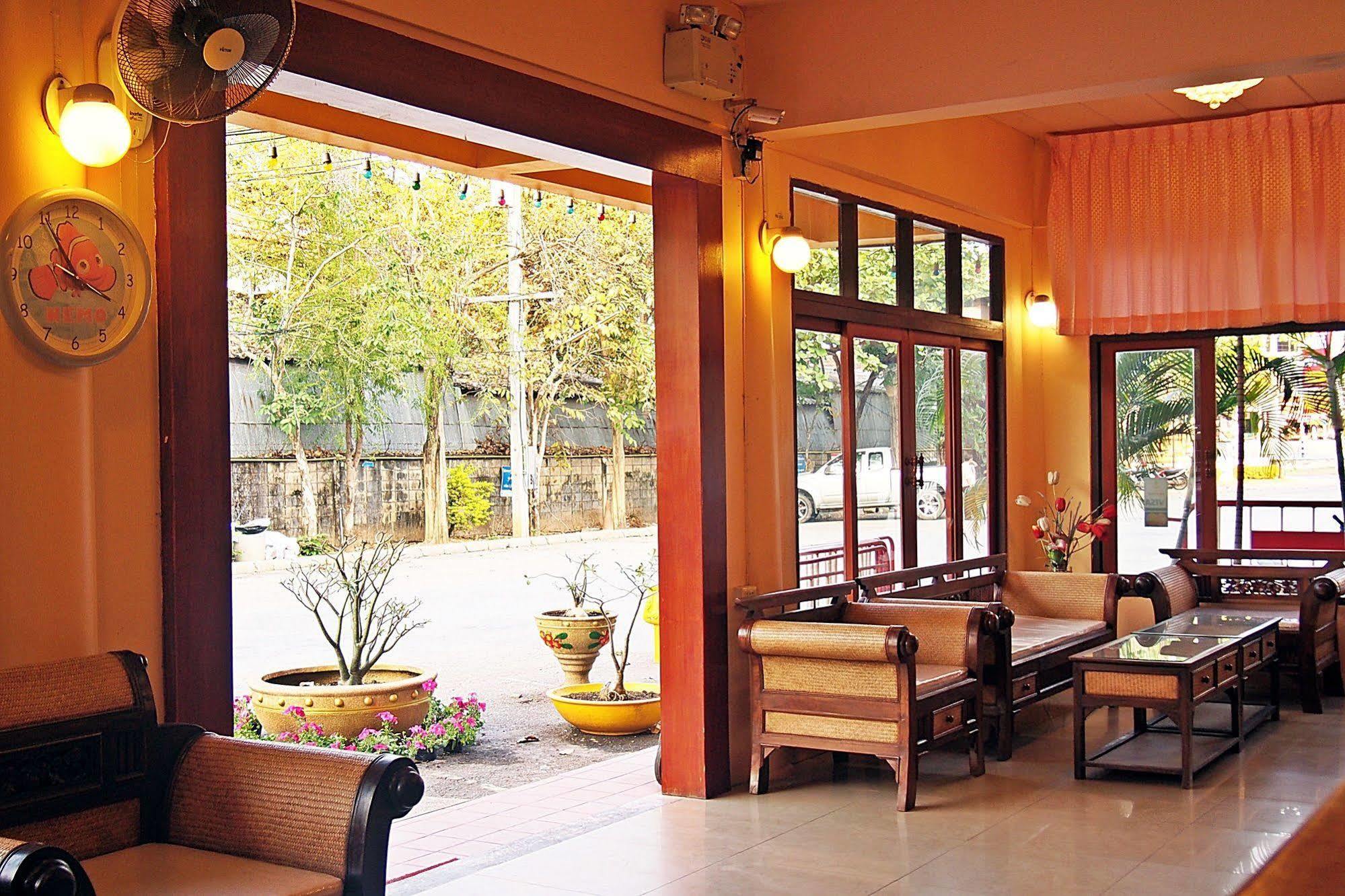 U-Sa Family Hotel Chiang Mai Eksteriør billede