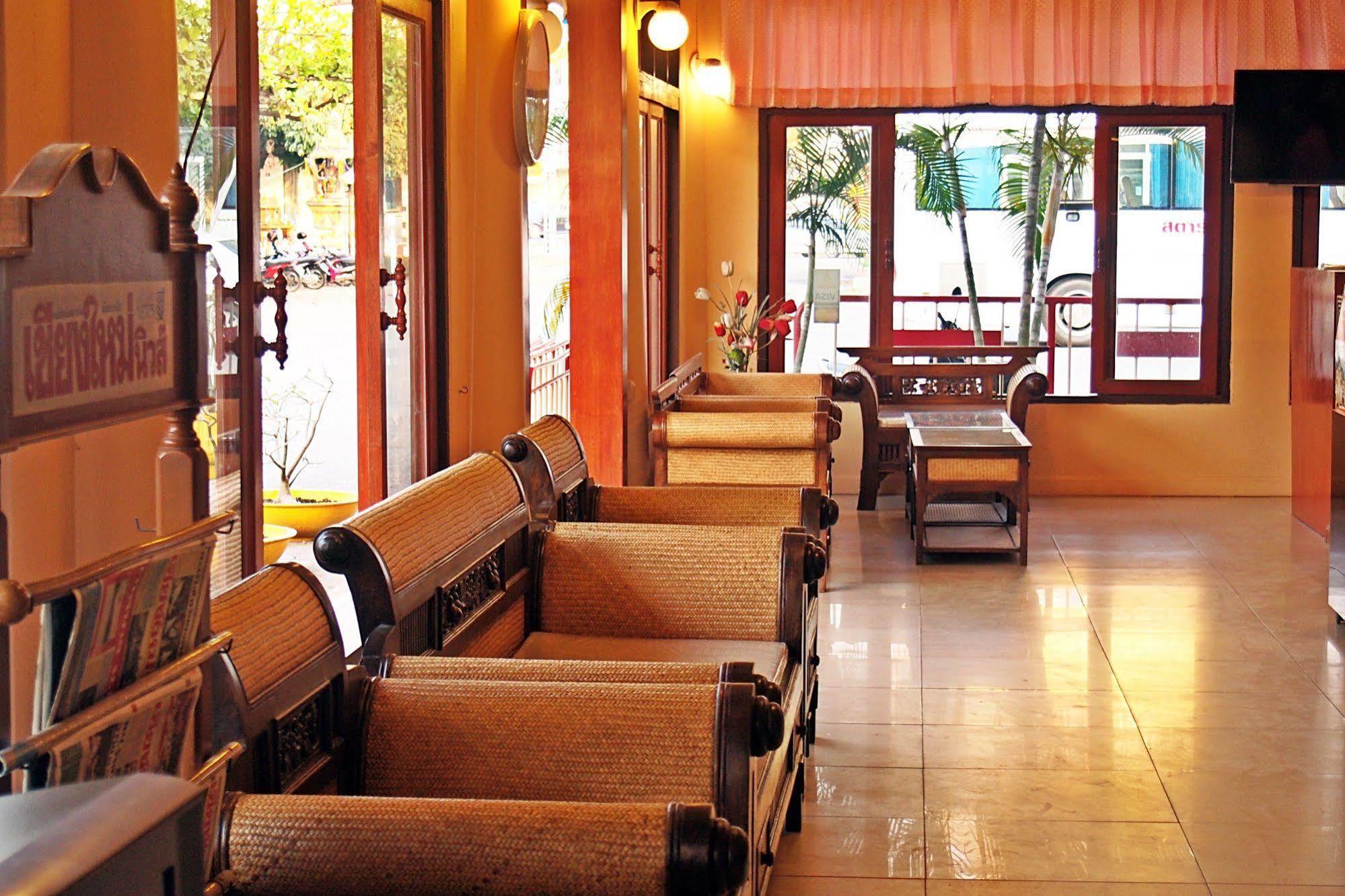 U-Sa Family Hotel Chiang Mai Eksteriør billede
